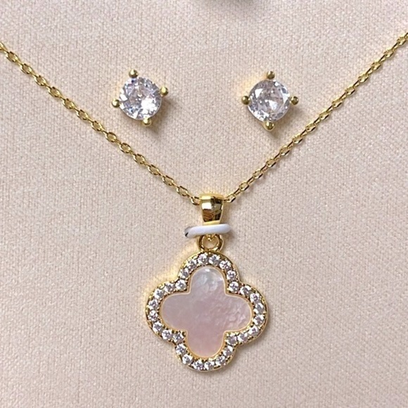 Brand New Parker & Grey 14K Gold Plated Mother of Pearl Necklace & Earring Set - Picture 6 of 10